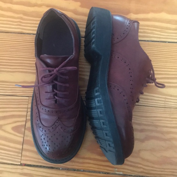 Primark Shoes - Adorable Oxford Maroon Shoes